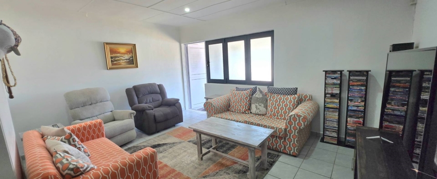 4 Bedroom Property for Sale in Kleinbaai Western Cape